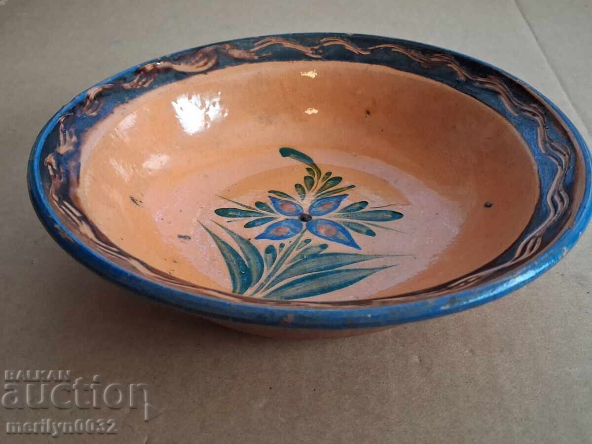 Licitație Bol vechi din lut, ceramică, farfurie ceramică de Troian Licitație Bol vechi din lut, ceramică, farfurie ceramică de Troian