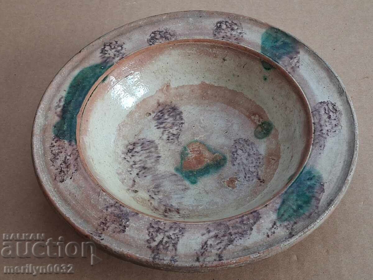 Oală veche de lut, ceramică, farfurie cu preț € 19.94 | 39.00 BGN