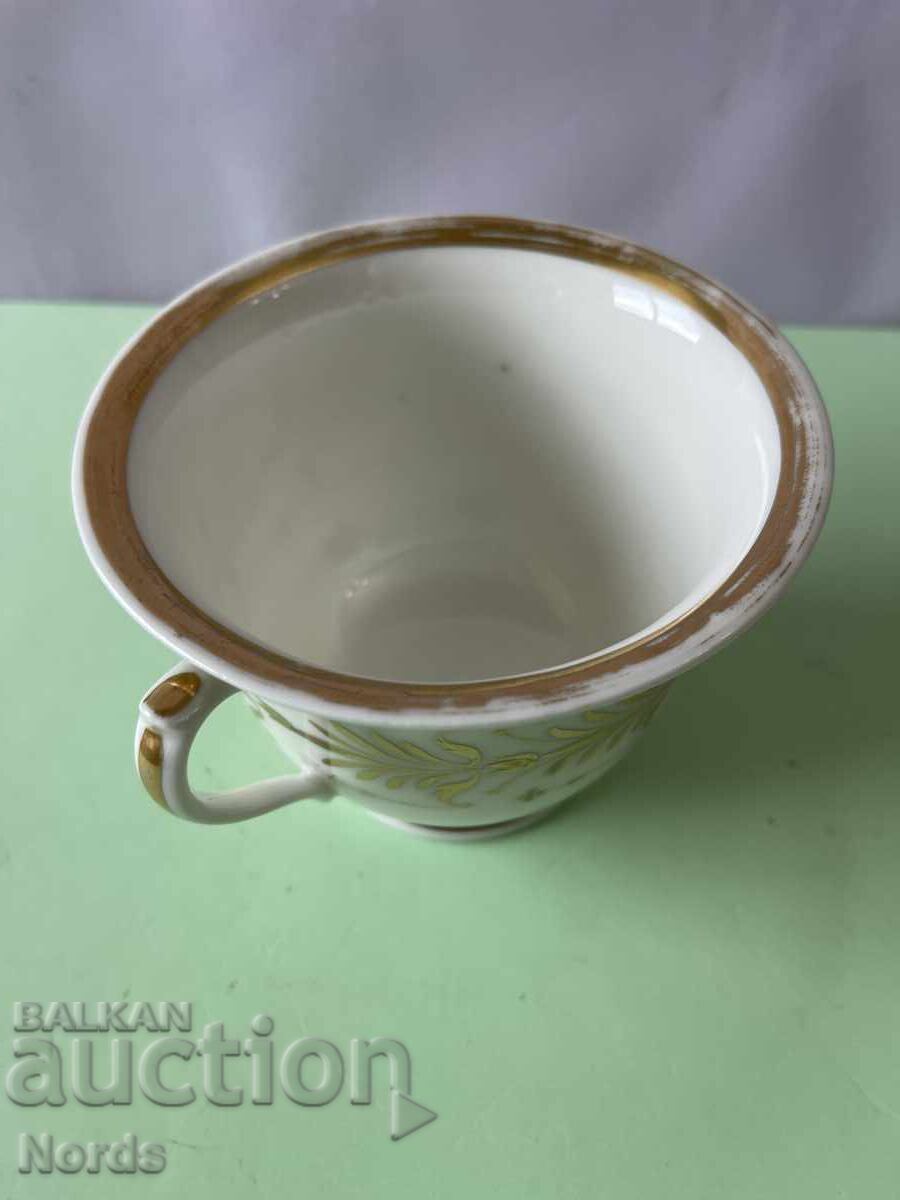 Аукцион Винтидж голяма чаша тип Мъг Аукцион Винтидж голяма чаша тип Мъг