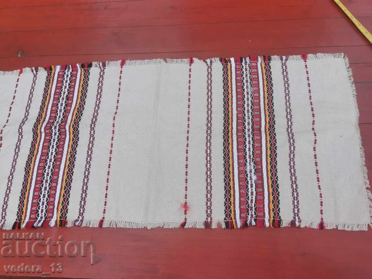 Auction FOLK STYLE TABLECLOTH Auction FOLK STYLE TABLECLOTH