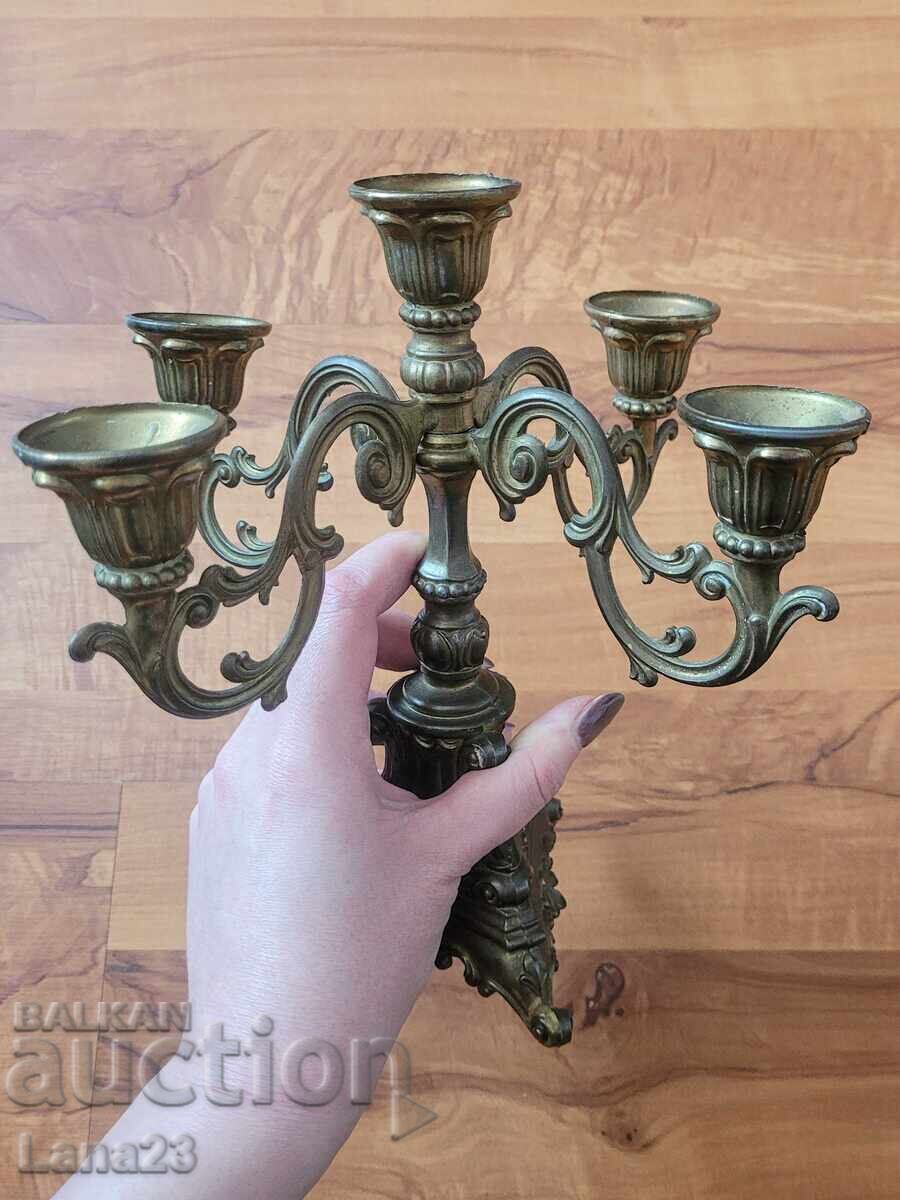 Sfeșnic din alamă - cu 5 brațe cu preț € 65.00 | 127.13 BGN Sfeșnic din alamă - cu 5 brațe cu preț € 65.00 | 127.13 BGN