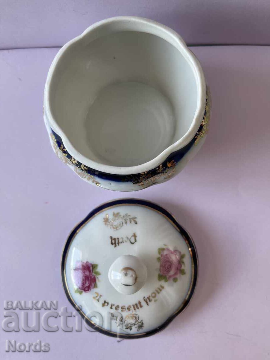 Δημοπρασία Κοσμήματα από πορσελάνη