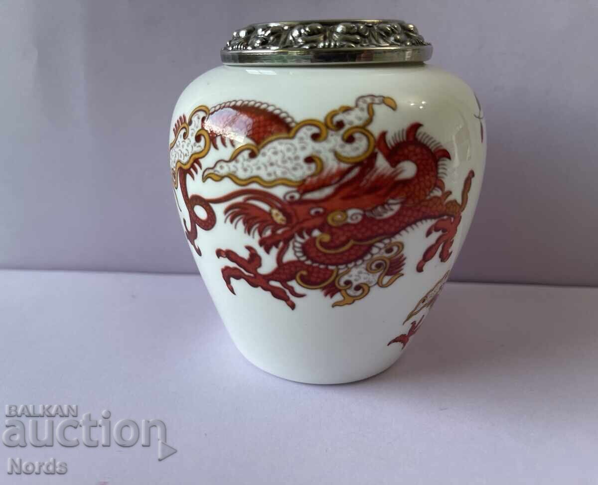 Crown Staffordshire Порцеланова вазичка Crown Staffordshire Порцеланова вазичка