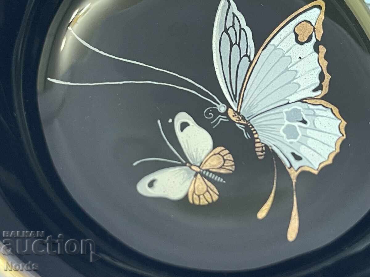 Licitație Bijuterii din porțelan