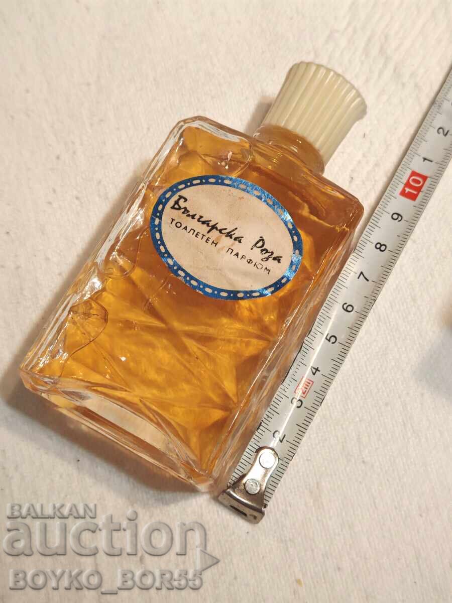 Δημοπρασία Συλλογή Βουλγάρικων Σοσιαλιστικών Αρωμάτων Bulgarian Rose δεκαετίας του 1960 Δημοπρασία Συλλογή Βουλγάρικων Σοσιαλιστικών Αρωμάτων Bulgarian Rose δεκαετίας του 1960