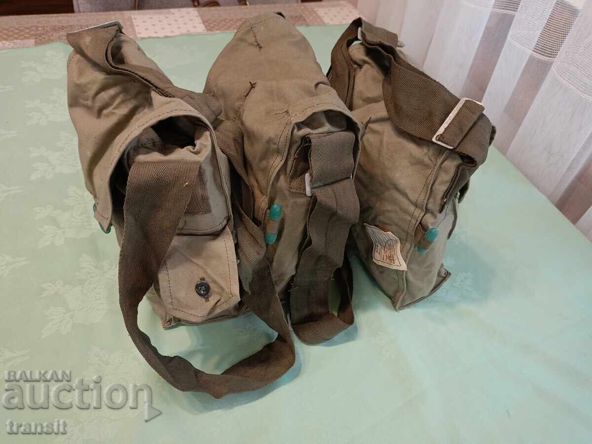 General-purpose gas masks, brand new, 3 pcs. BNA General-purpose gas masks, brand new, 3 pcs. BNA