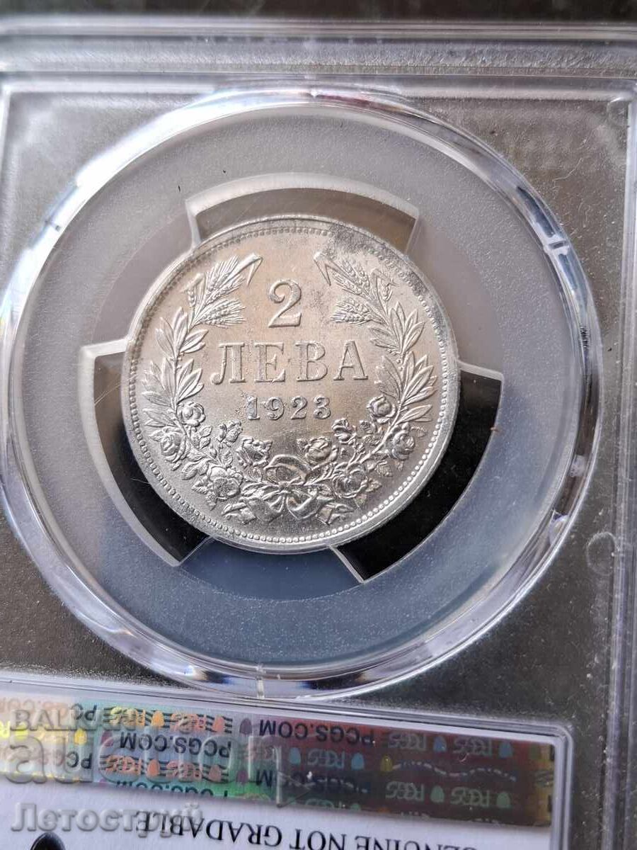 De la 1 euro, această monedă din fotografii, detaliu unic - 5