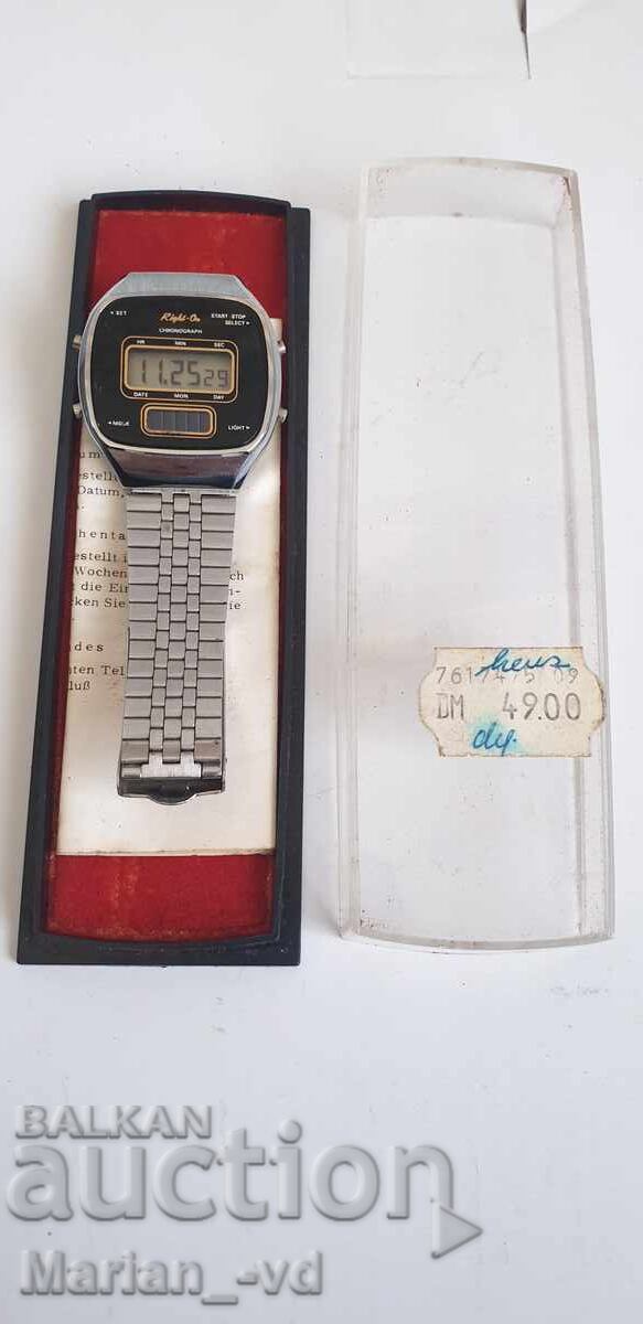 Παλιό ψηφιακό ηλιακό ρολόι από το 1979 - 7