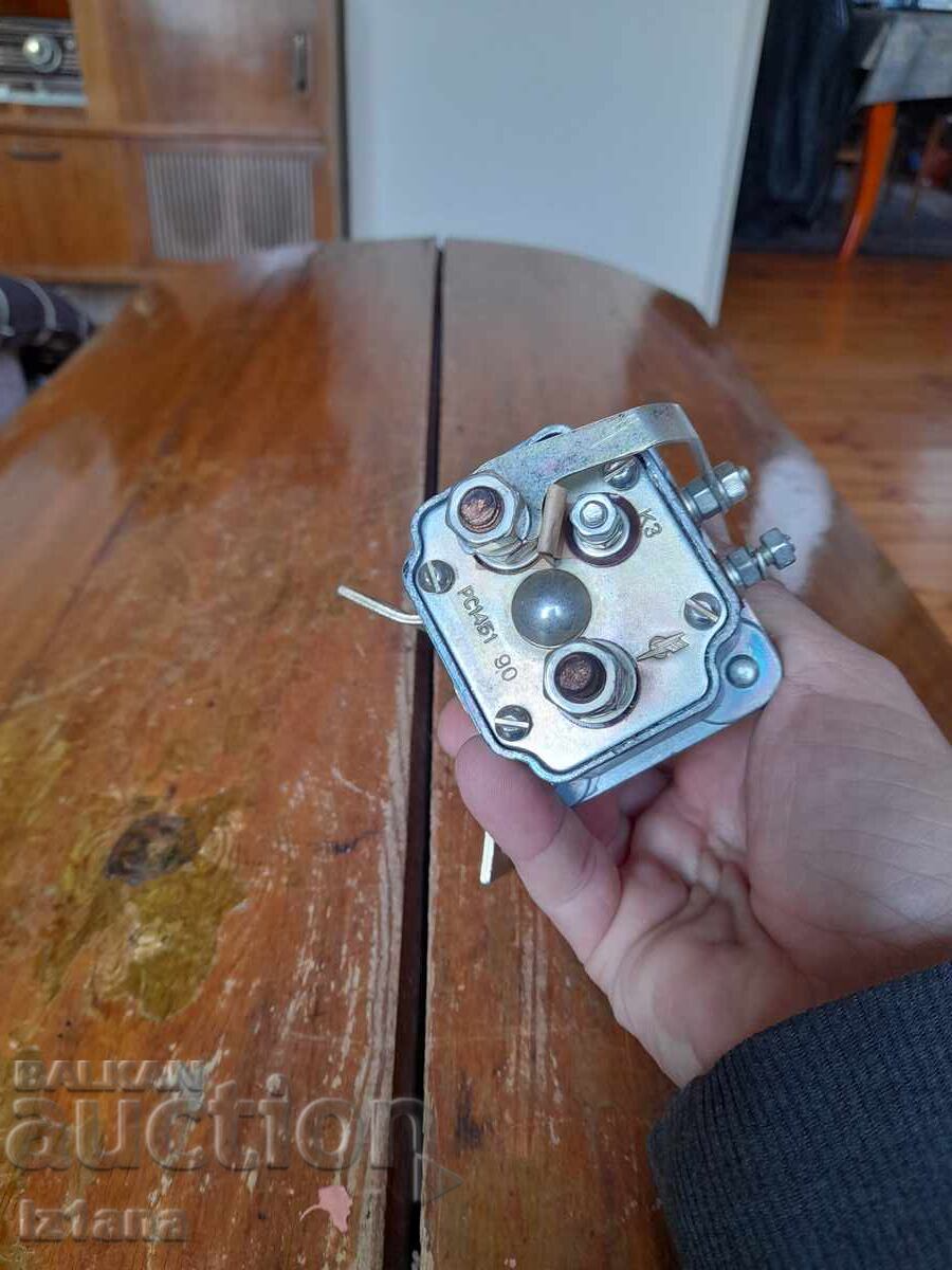 Releu electromotor vechi ZIL - 6 Releu electromotor vechi ZIL - 6