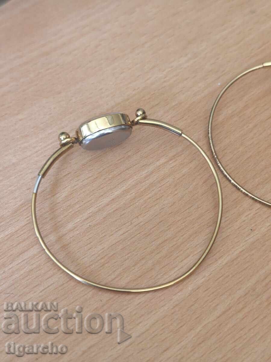 Δημοπρασία Γυναικεία ρολόγια-βραχιόλια