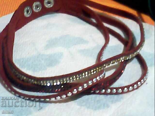 Auction Beautiful leather necklace and bracelet set Auction Beautiful leather necklace and bracelet set