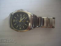 Мъжки ръчен часовник хронограф.