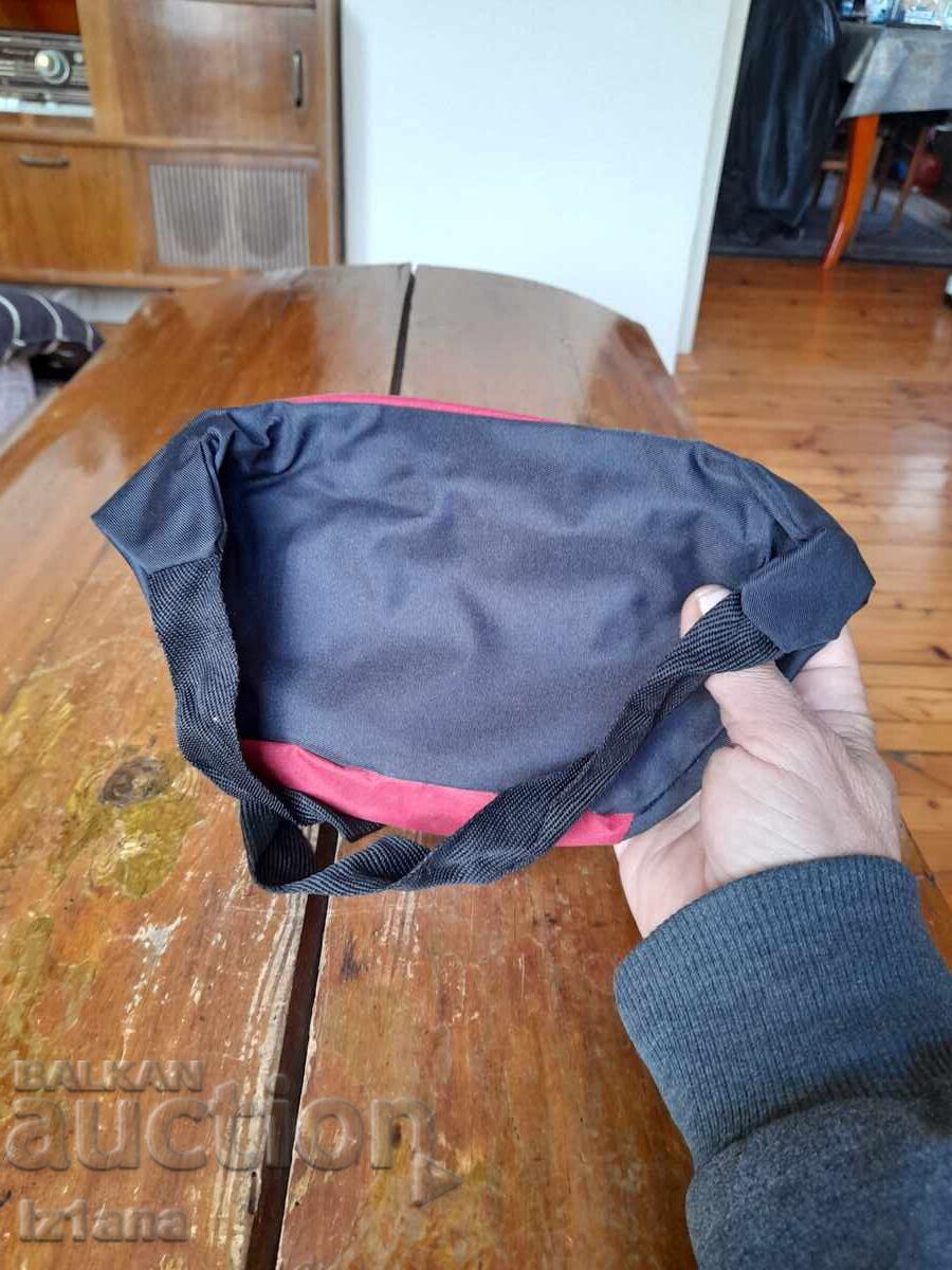 Аукцион Стара чантичка за кръста Puma Аукцион Стара чантичка за кръста Puma