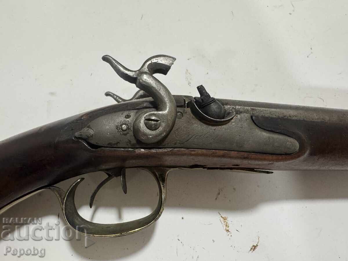 Auction  Old capsule rifle