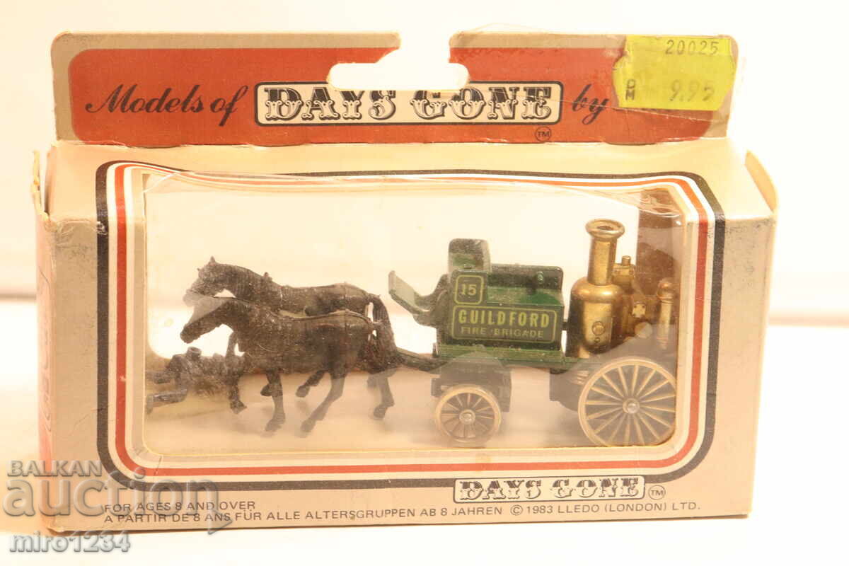 1/50 ?? LLEDO DAYS GONE MAȘINUȚĂ MODEL MAȘINĂ DE POMPIERI 1/50 ?? LLEDO DAYS GONE MAȘINUȚĂ MODEL MAȘINĂ DE POMPIERI