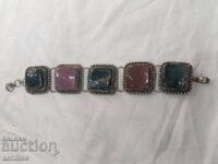 Επαργυρωμένο βραχιόλι με ημιπολύτιμους λίθους
