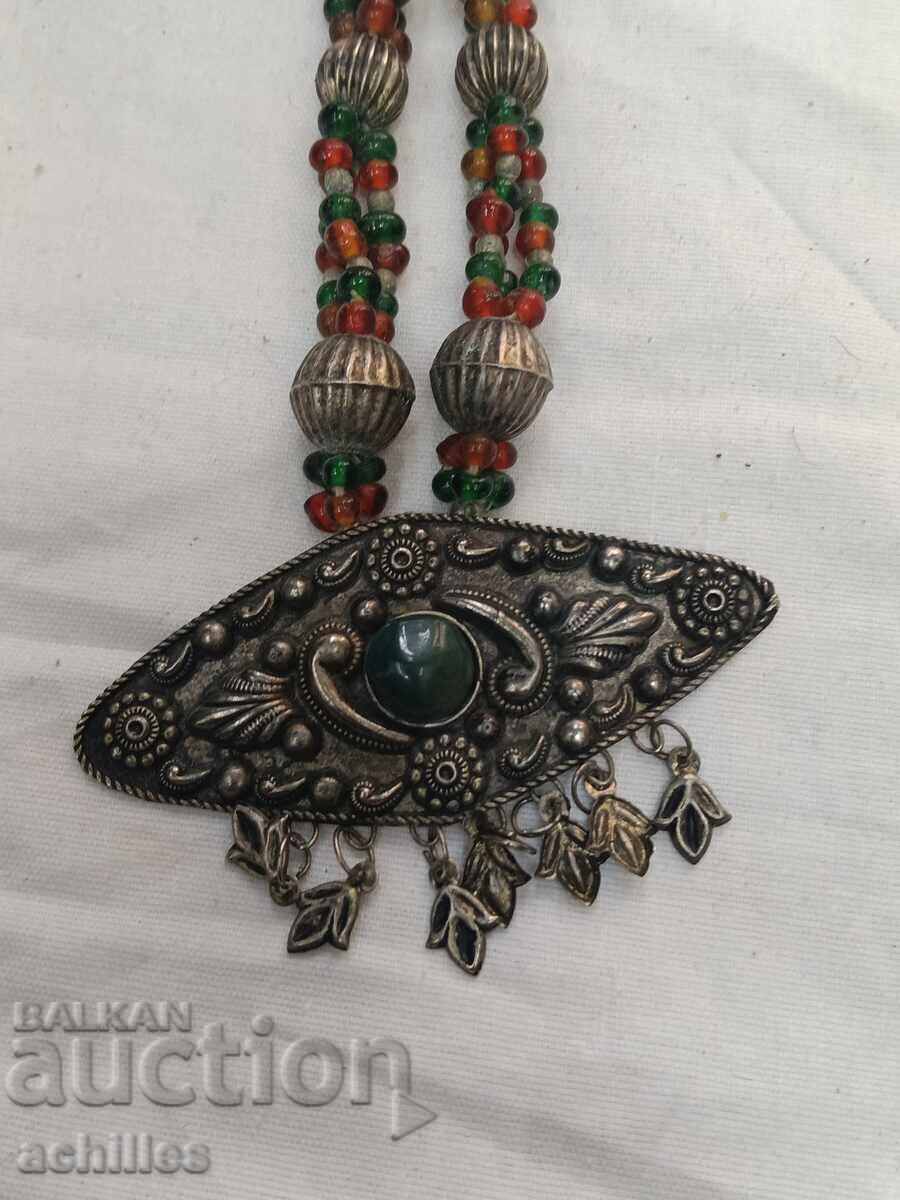 Ενδιαφέροντα κοσμήματα με τιμή € 15.00 | 29.34 BGN