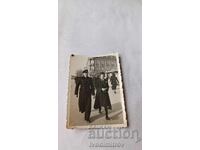 Fotografie Varna Tânăr și tânără la plimbare