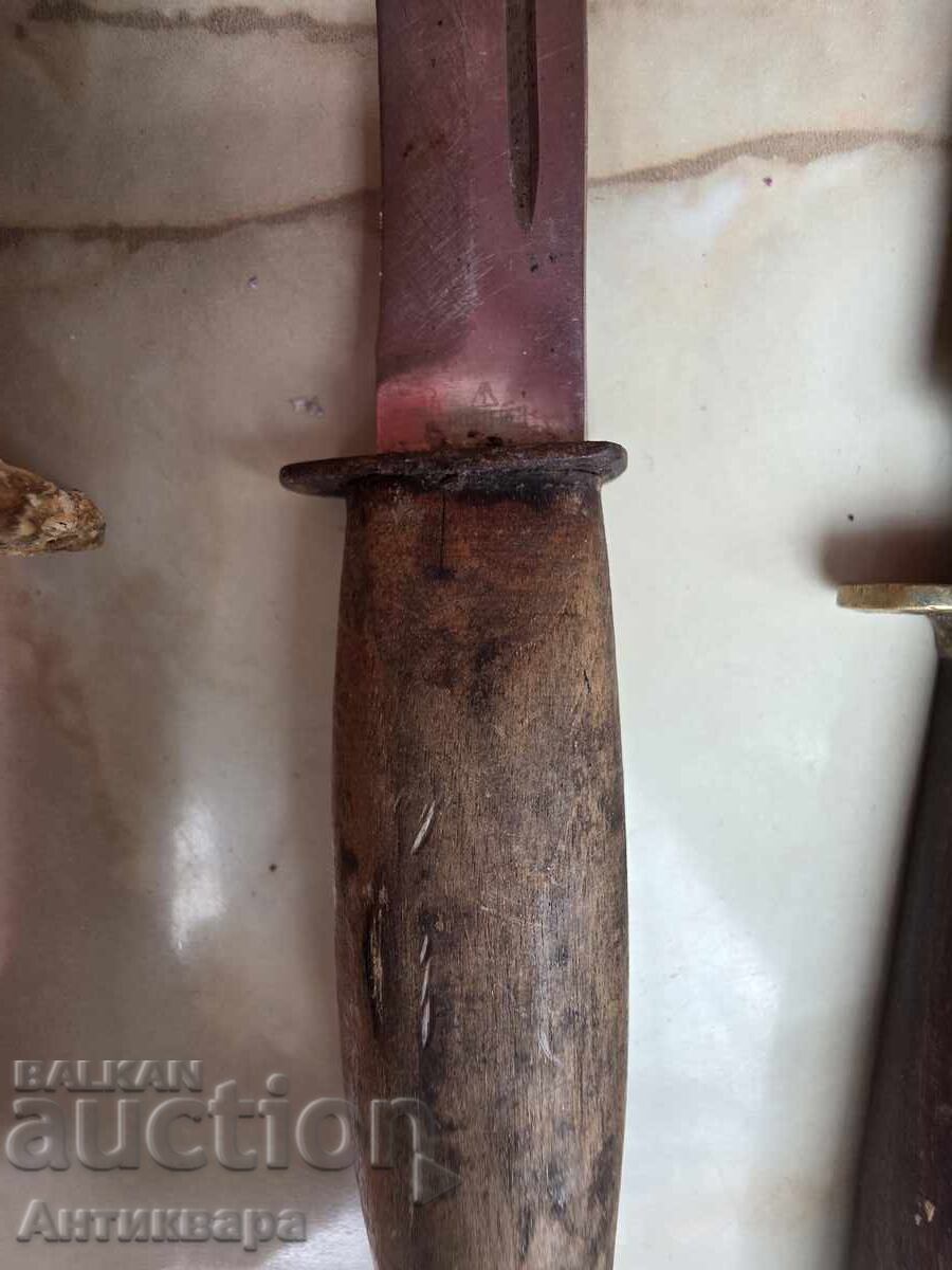 Παράδοση 3 παλιά μαχαίρια Παράδοση 3 παλιά μαχαίρια