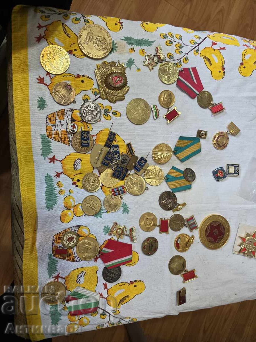 Set uriaș de ordine și insigne - 6