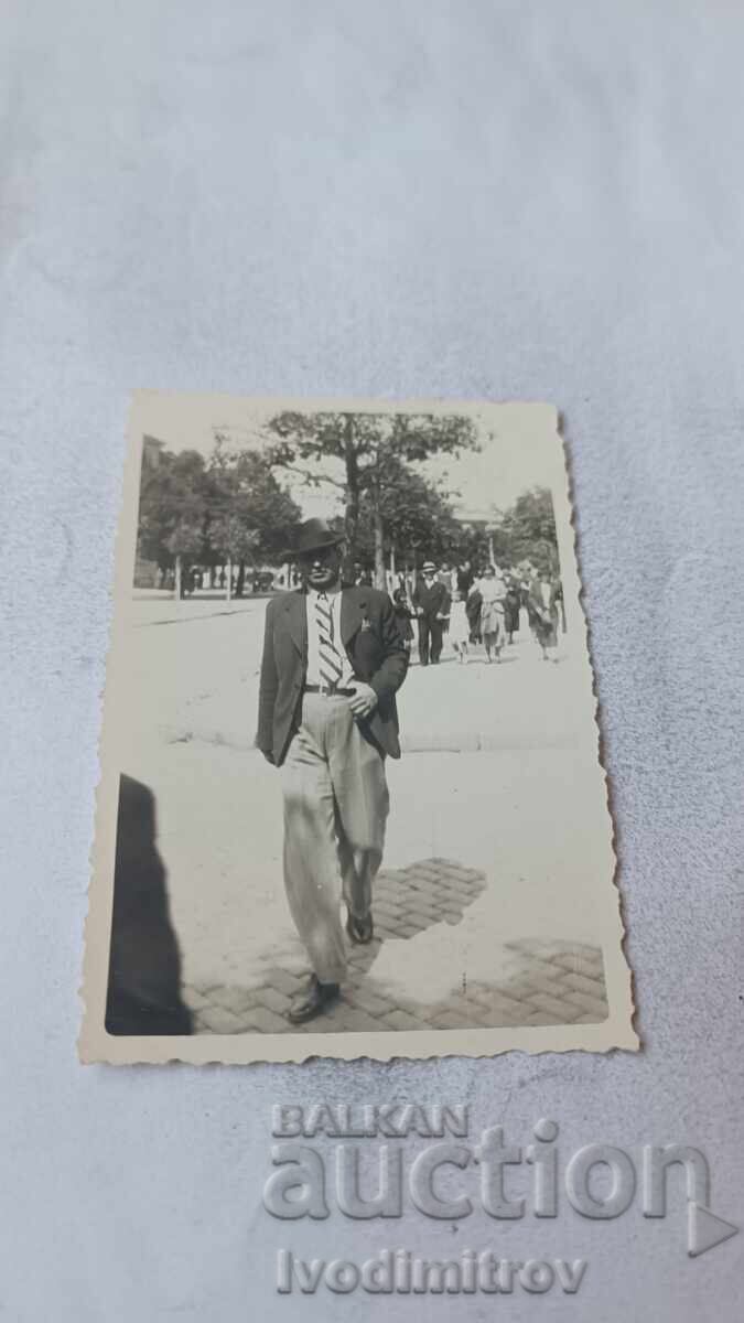 Φωτογραφία Σοφία Άνδρας σε μια βόλτα