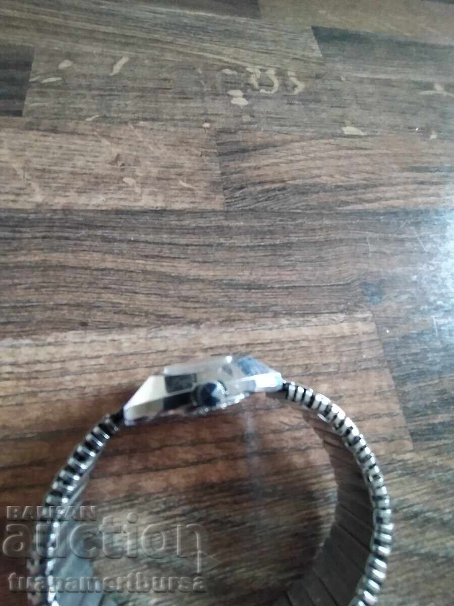 Παράδοση Ρολόι χειρός