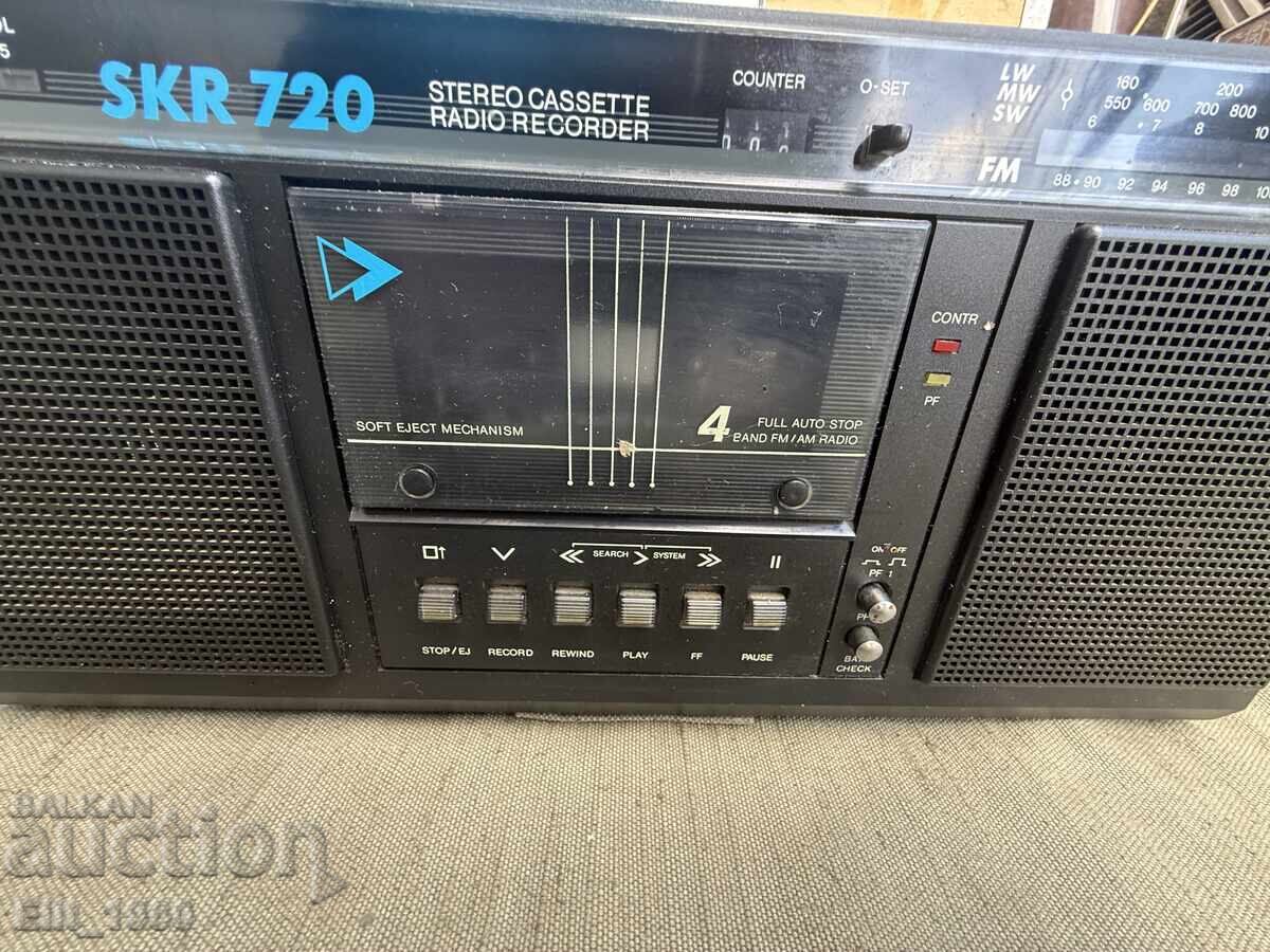 Доставка на Български радио касетофон Доставка на Български радио касетофон