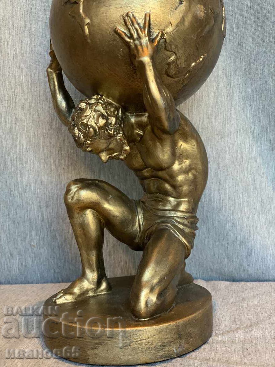 Sculptură Atlas Titan, ținând globul cu preț € 23.01 | 45.00 BGN Sculptură Atlas Titan, ținând globul cu preț € 23.01 | 45.00 BGN