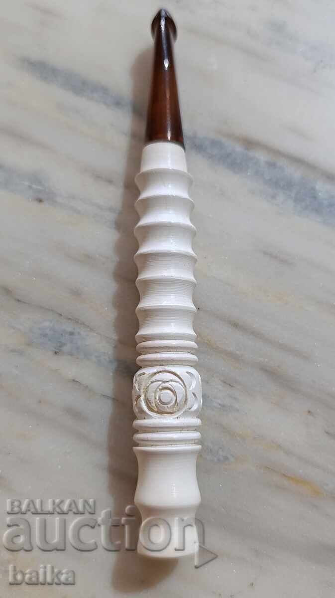 NOUĂ COLECȚIE - PIPE, CIUBUCE, ȚIGĂRI!!! cu preț € 10.90 | 21.32 BGN NOUĂ COLECȚIE - PIPE, CIUBUCE, ȚIGĂRI!!! cu preț € 10.90 | 21.32 BGN