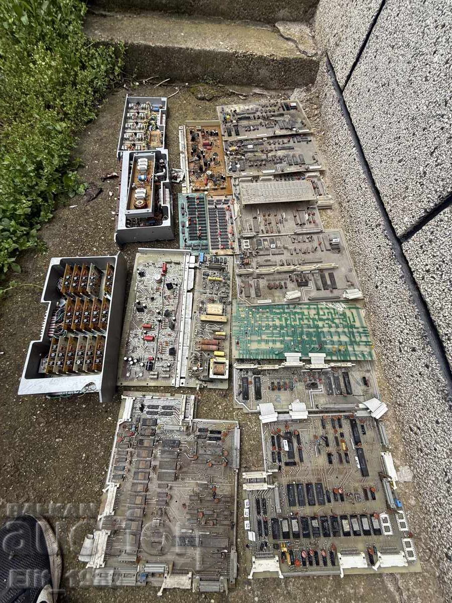 Plăci deșeuri electronice