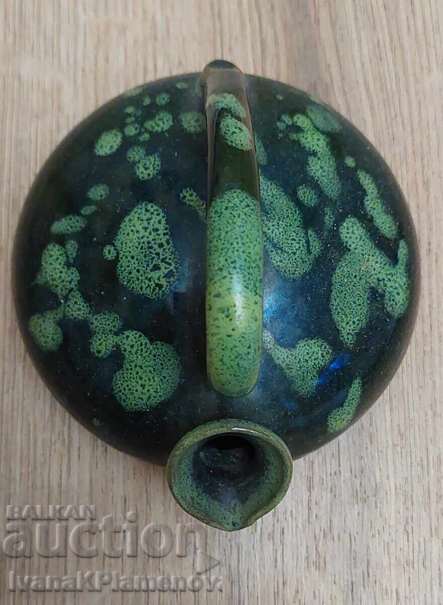 Παράδοση Ρετρό κεραμικά για γνώστες Παράδοση Ρετρό κεραμικά για γνώστες