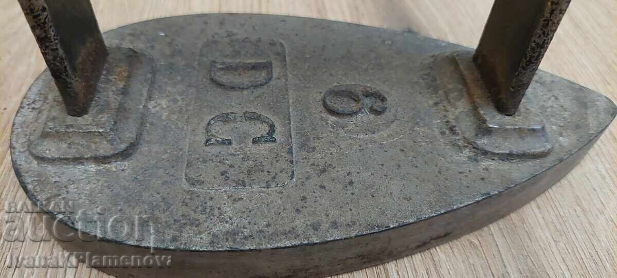 Fier de călcat retro pentru colecționari - 5