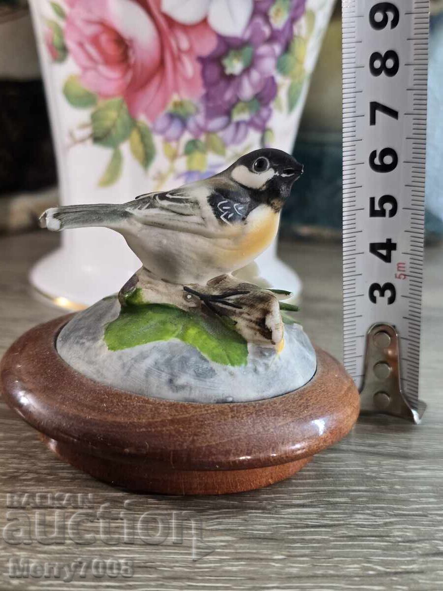 Изящна порцеланова музикална фигурка на пеещо птиченце,! - 6 Изящна порцеланова музикална фигурка на пеещо птиченце,! - 6