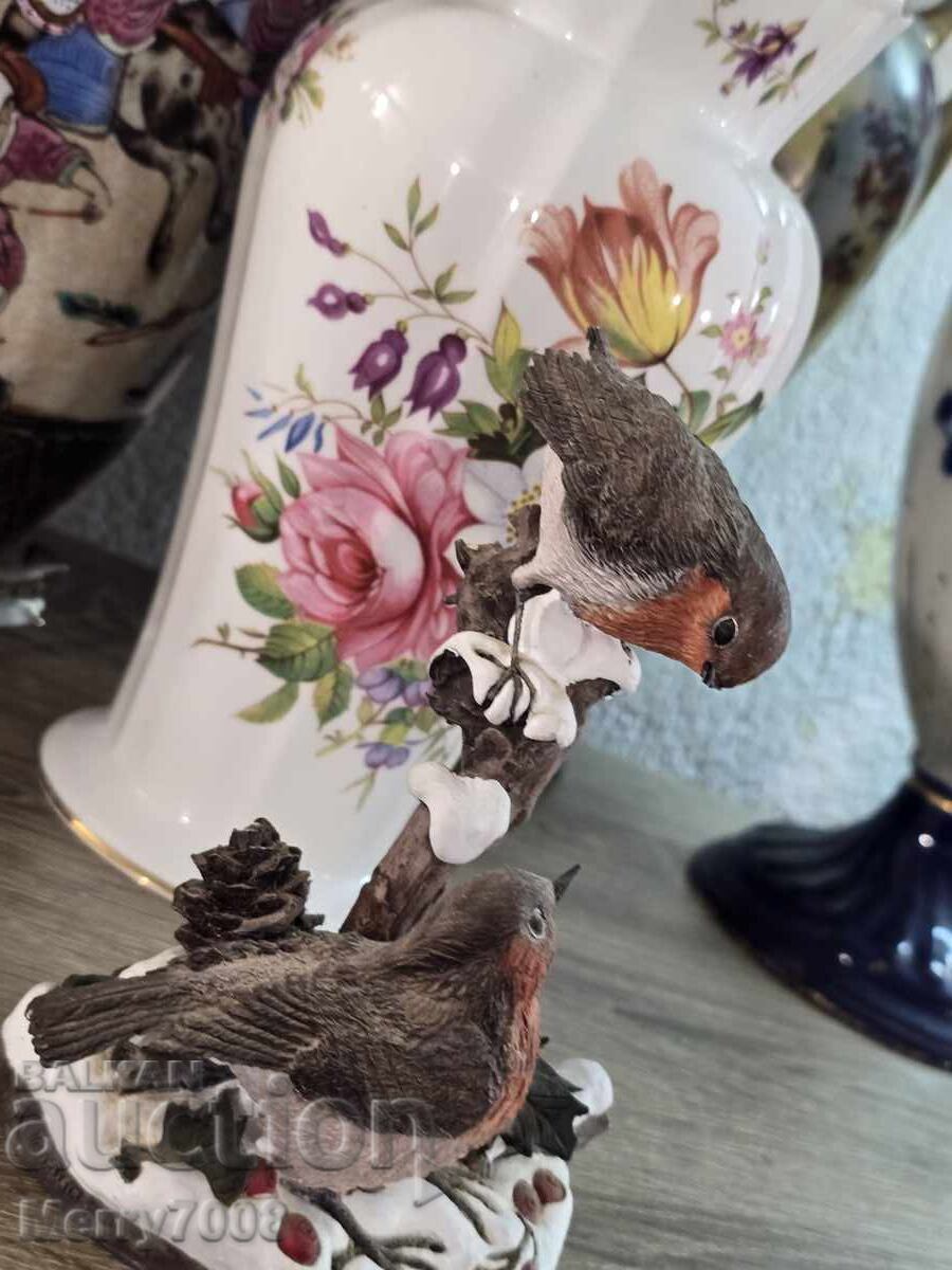 Licitație Figurină de colecție "Robins in Winter" de Ann Richmond!