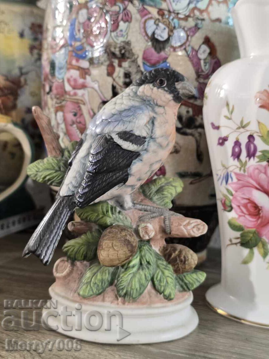 Exquisite bullfinch figurine! with price € 10.00 | 19.56 BGN