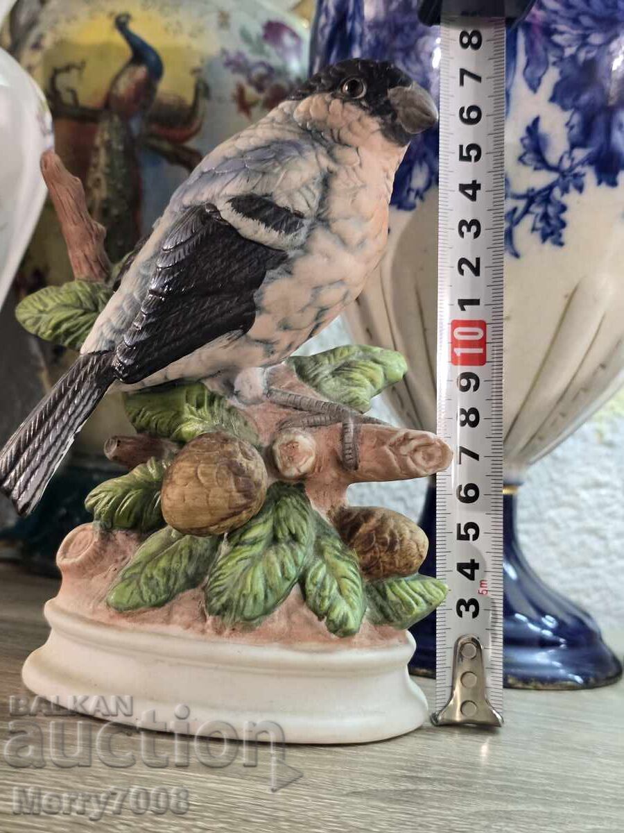Exquisite bullfinch figurine! - 7