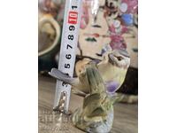 Exquisite porcelain figurine !!!