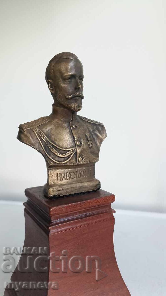 Παράδοση Χάλκινη προτομή του Νικολάου Β΄ Αλεξάντροβιτς Ρομάνοφ