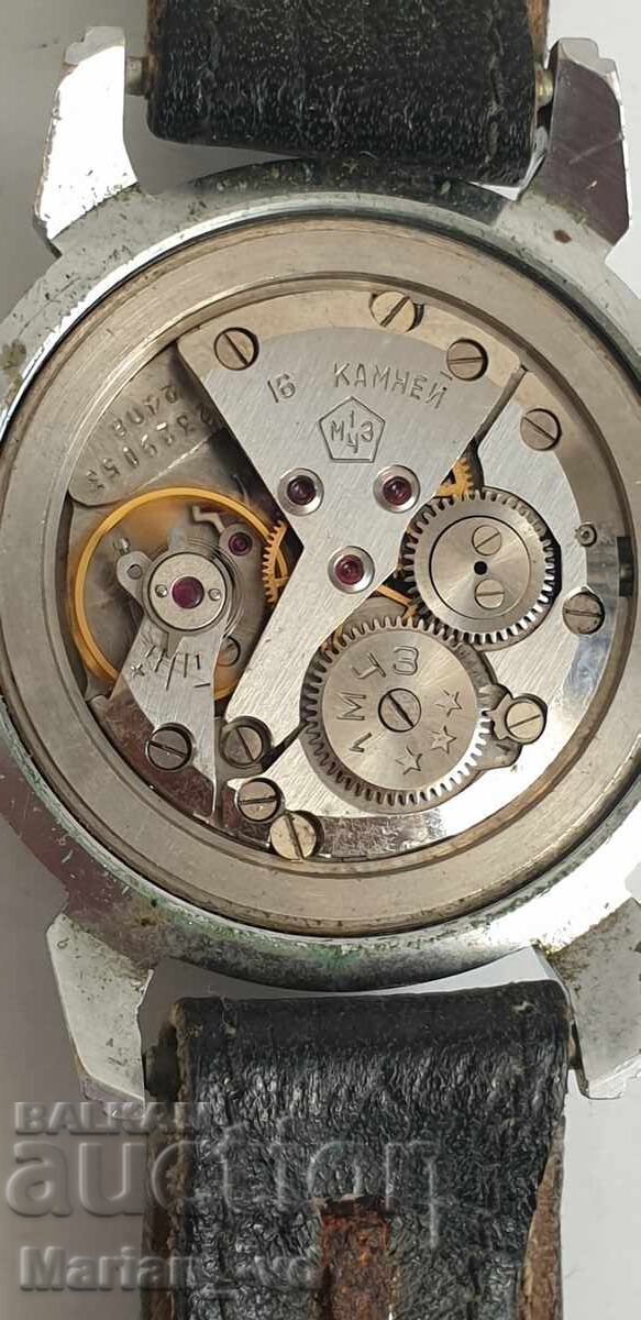 Παράδοση Ρολόι "Kirovskie"