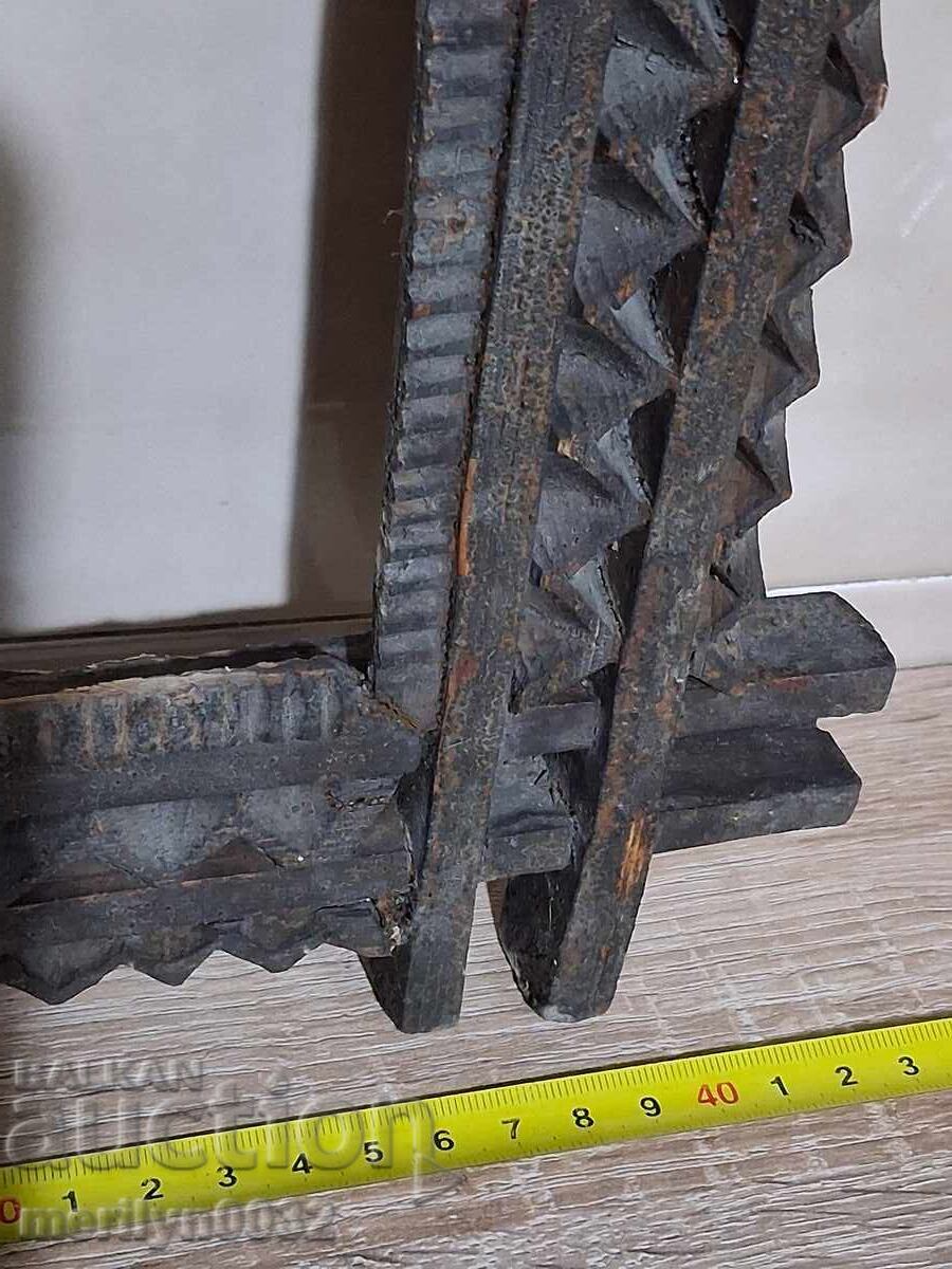 Shepherd's wood carving frame early 20th century photo - 5