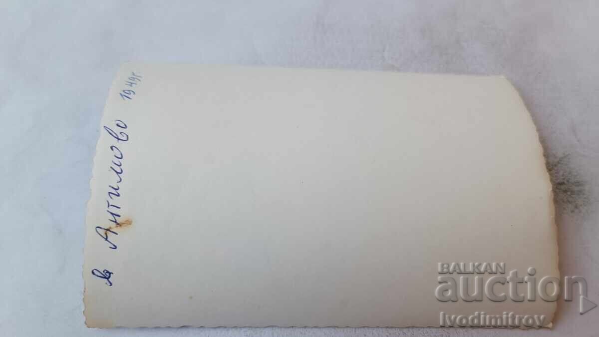 Φωτογραφία Αντίμοβο Γυναίκες με παραδοσιακές φορεσιές 1949 με τιμή € 0.89 | 1.74 BGN