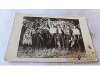 Fotografie Varna Tineri în fața Sanatoriului D. D. M. 1934