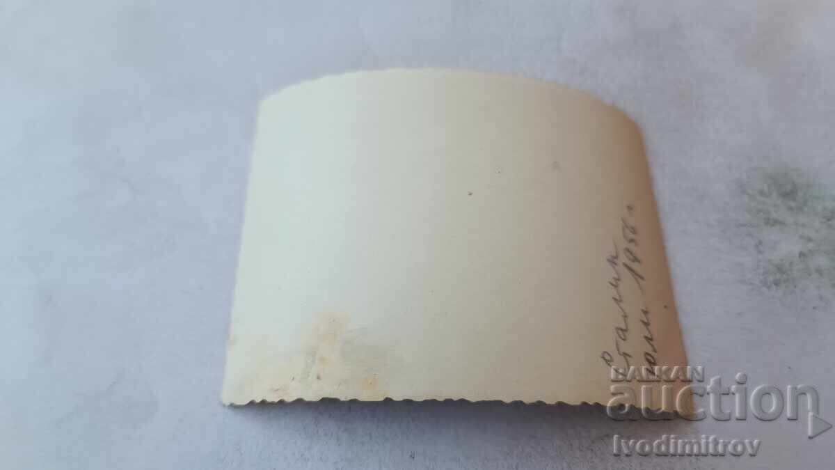 Fotografie Stalin Fete la plimbare 1956 cu preț € 0.74 | 1.45 BGN