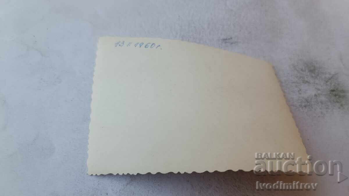 Fotografie Sofia echipă de hochei pe patinoar 1960 cu preț € 1.34 | 2.62 BGN