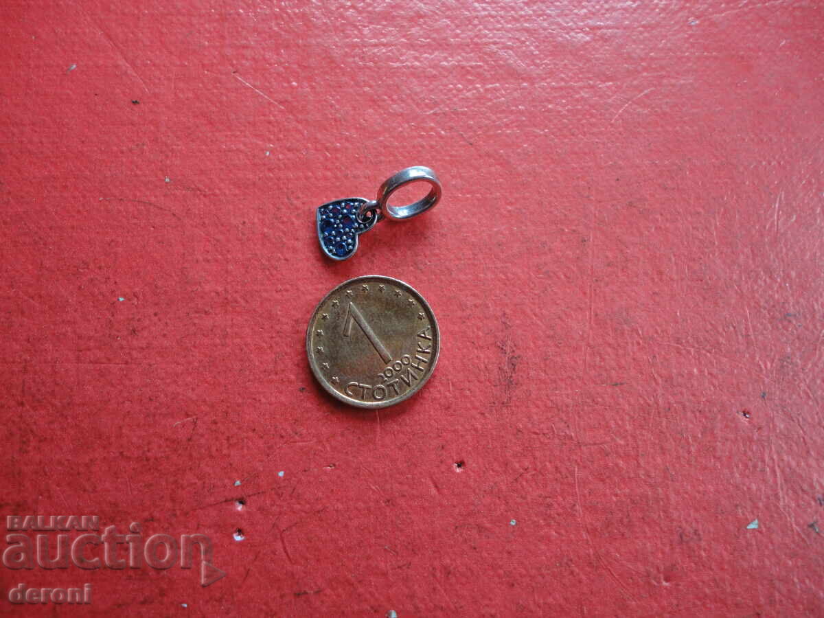 Ασημένιο κολιέ μενταγιόν Pandora με πέτρες Ασημένιο κολιέ μενταγιόν Pandora με πέτρες