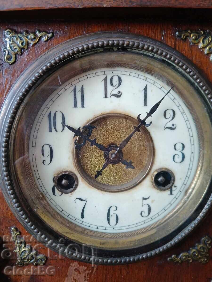 Ceas de șemineu german din secolul al XIX-lea cu preț € 119.00 | 232.74 BGN