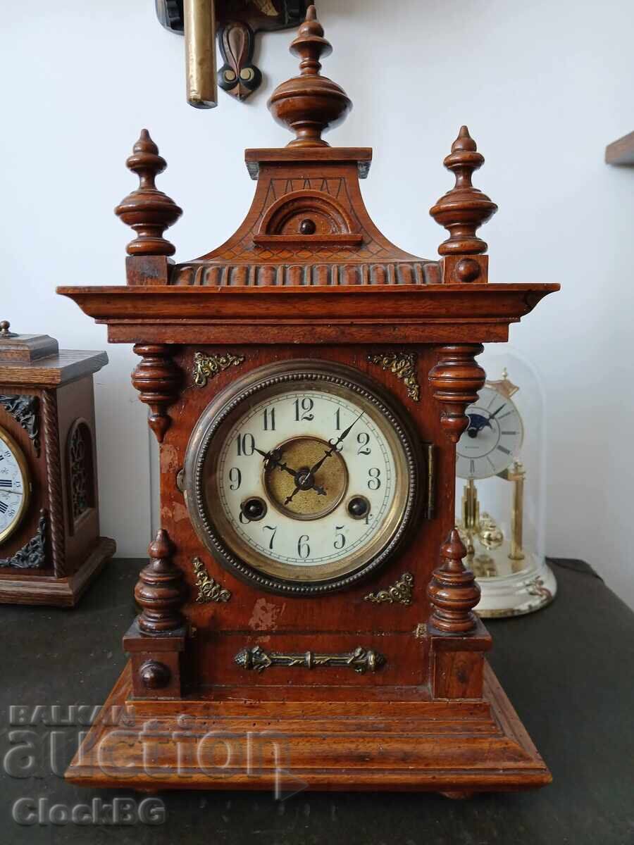 Ceas de șemineu german din secolul al XIX-lea