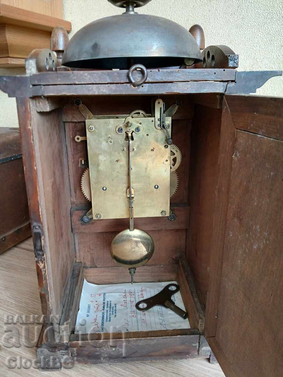 Παράδοση Αντίκα γερμανικό επιτραπέζιο ρολόι με καμπάνα (περίπου 1900–1920)