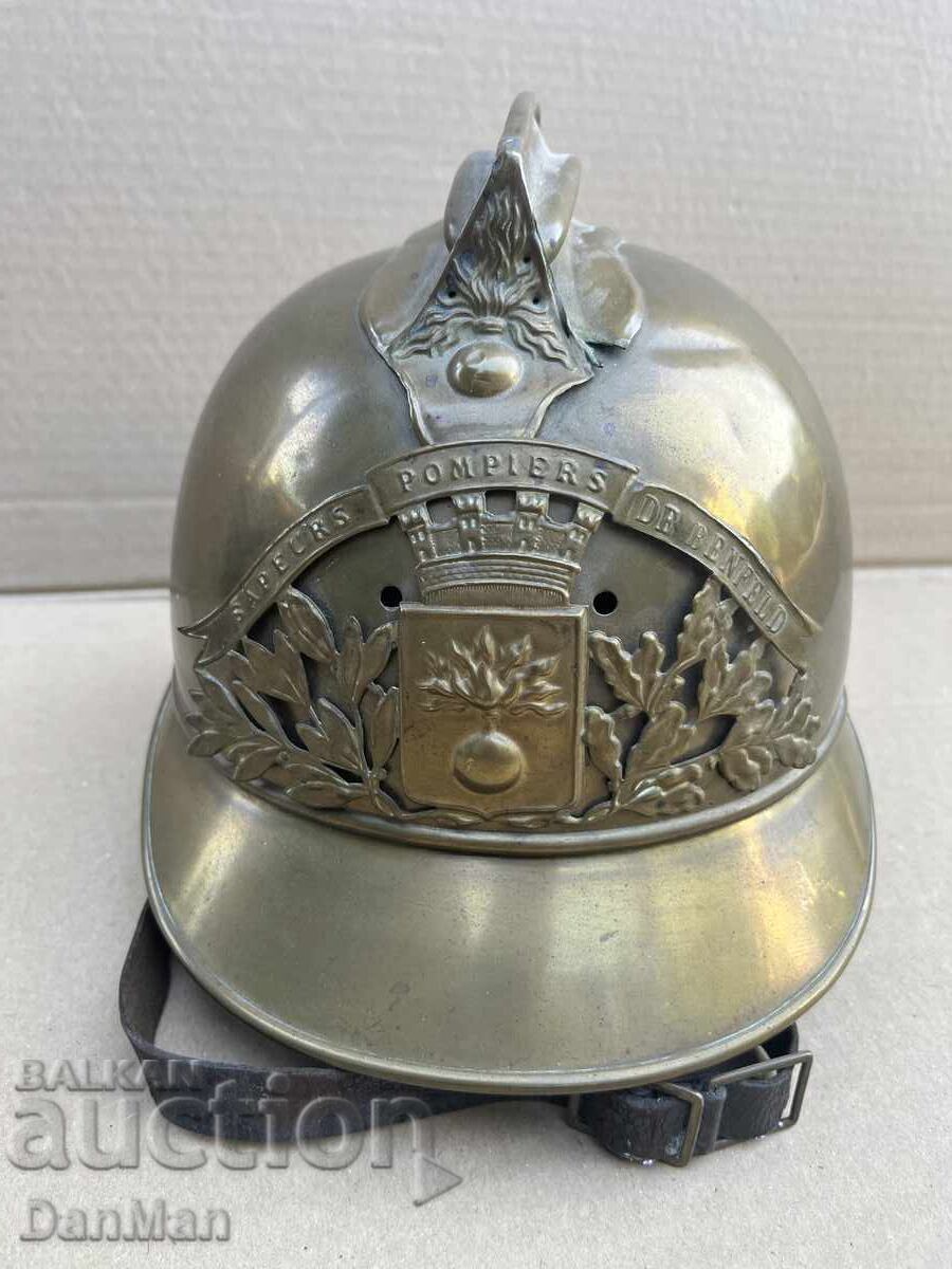 Оригинална автентична френска пожарникарска каска, от 40те