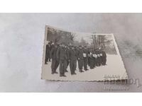 Photo Stara Planina Uzana Hut Soldiers lined up in winter